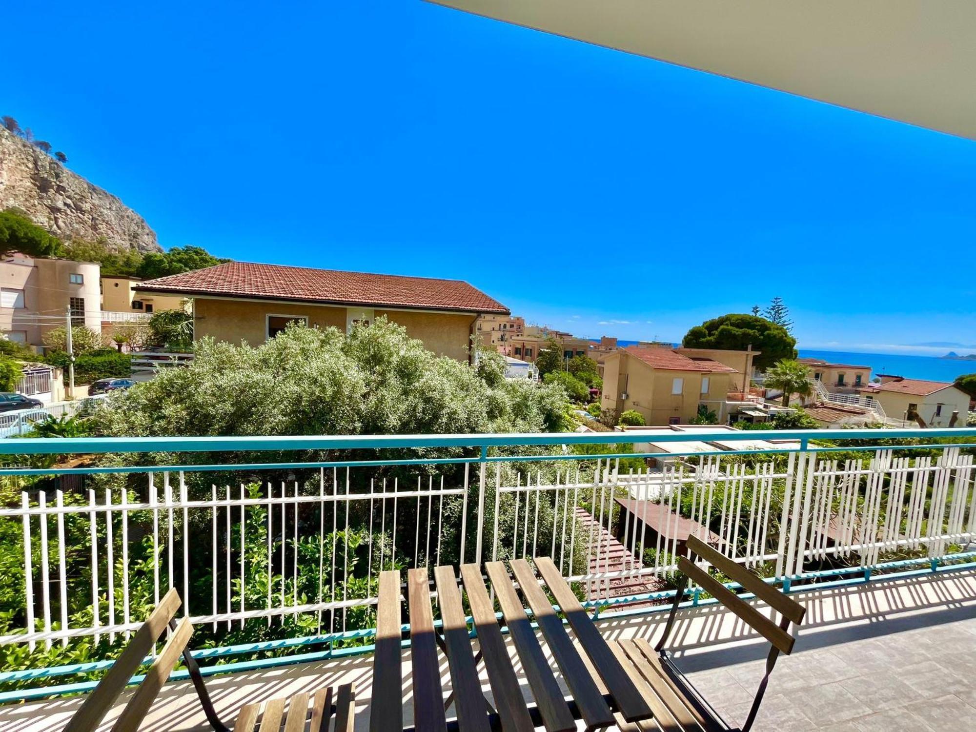Mongibello Rooftop Mondello Εξωτερικό φωτογραφία